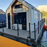 Apartman Na Wodzie La Mare Houseboats *