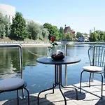 Na Wodzie La Mare Houseboats