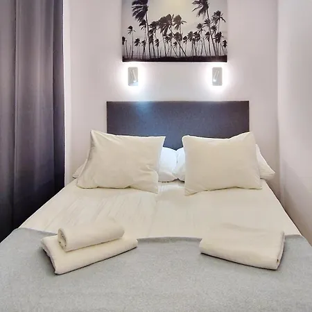 Na Wodzie La Mare Houseboats * Bromberg