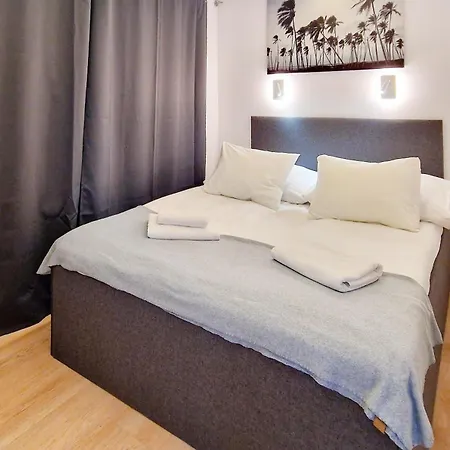 Na Wodzie La Mare Houseboats *