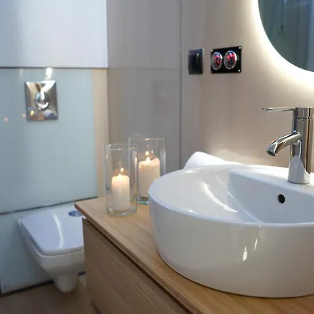 Na Wodzie La Mare Houseboats * Bromberg