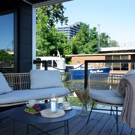 Apartment Na Wodzie La Mare Houseboats Bromberg