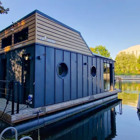 Apartman Na Wodzie La Mare Houseboats *