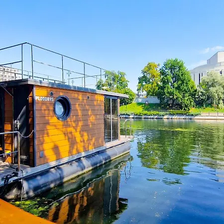 Apartman Na Wodzie La Mare Houseboats
