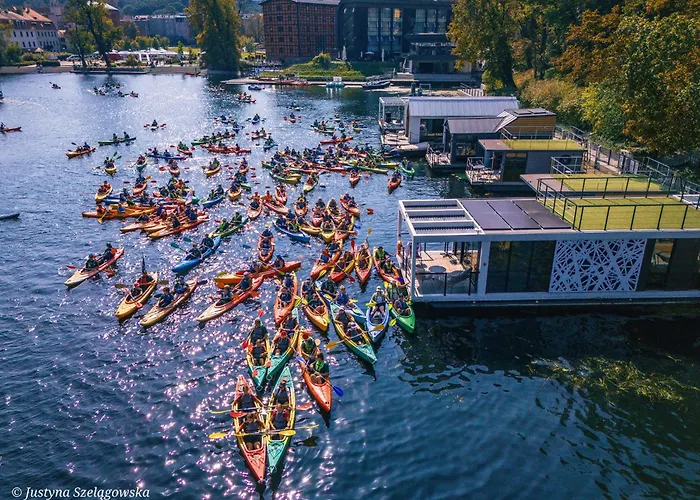 Na Wodzie La Mare Houseboats