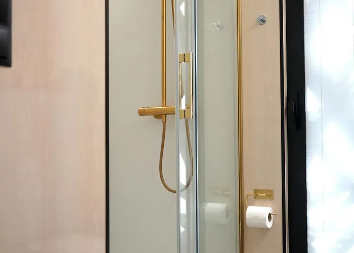 Na Wodzie La Mare Houseboats *