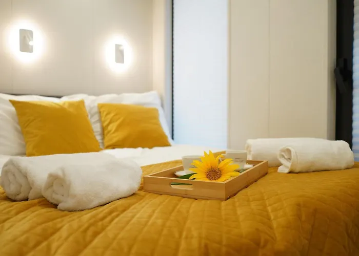 Na Wodzie La Mare Houseboats Bydgoszcz