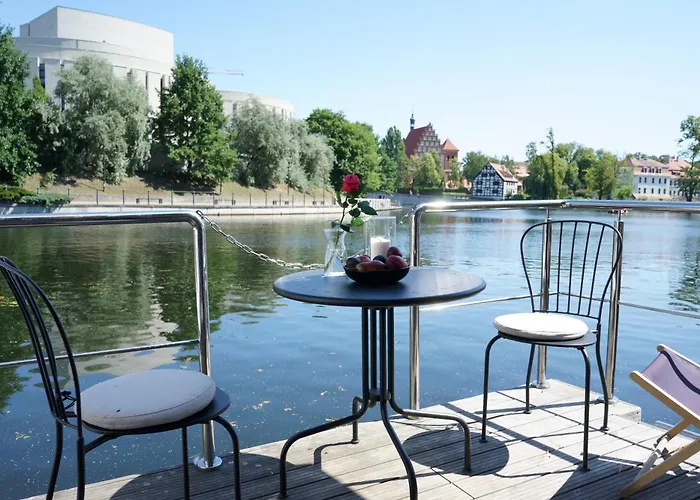 Na Wodzie La Mare Houseboats