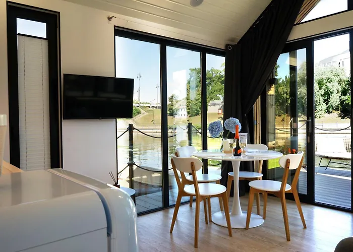 Lägenhet Na Wodzie La Mare Houseboats *