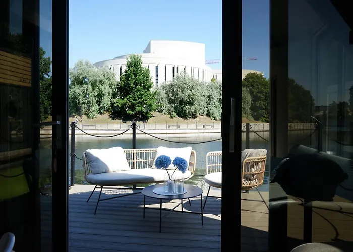 Na Wodzie La Mare Houseboats *