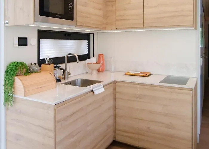 Na Wodzie La Mare Houseboats Bydhošť